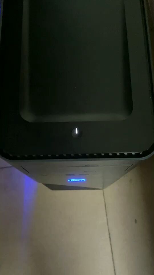 主机开机主机灯不亮显示器没信号