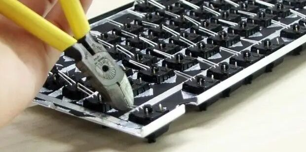 键盘进水主机无法开机