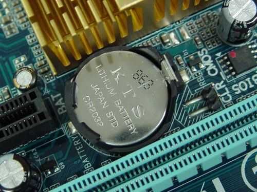 主机断电几秒后叫了一声